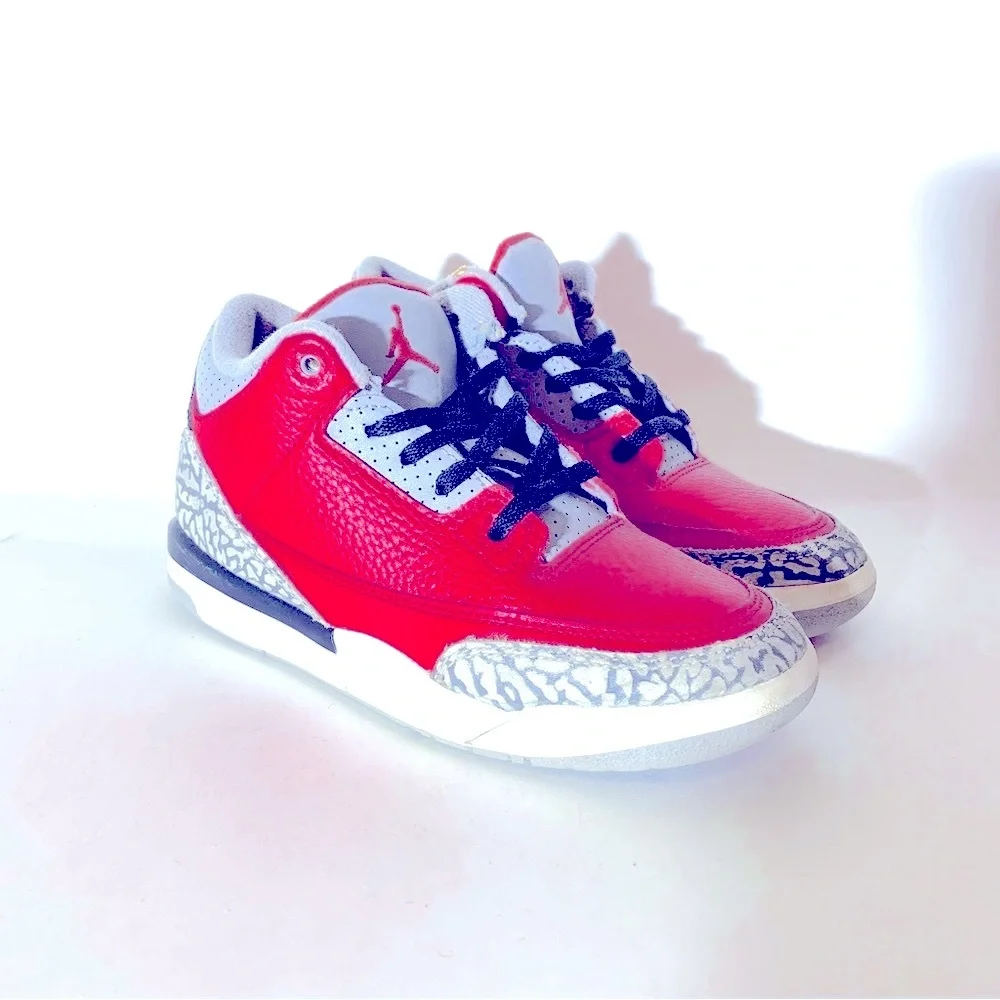 Jordan 3 Retro Fire Red